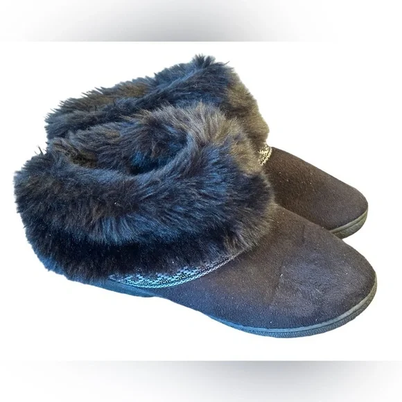 isotoner Shoes Isotoner Addie Boot Slipper In Black Faux Fur